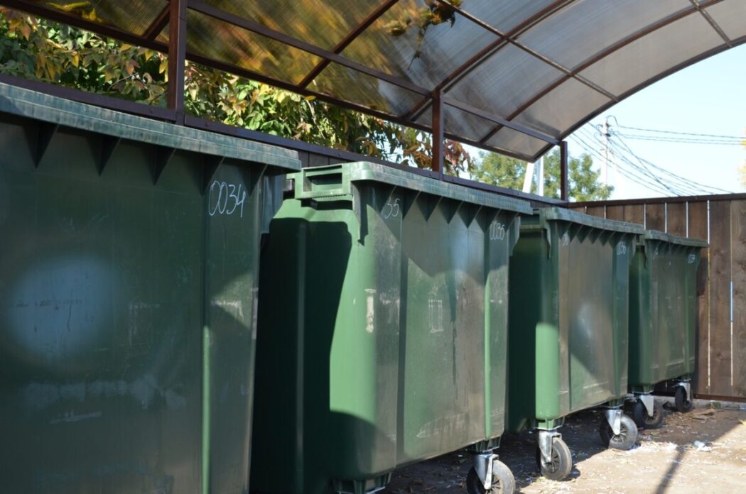Пять новых площадок для сбора мусора обустроено в Оренбурге
