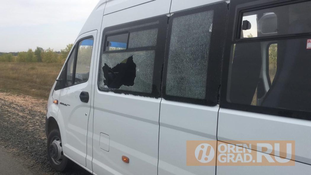Водитель маршрутного автобуса в Оренбуржье подвергал опасности жизни пассажиров