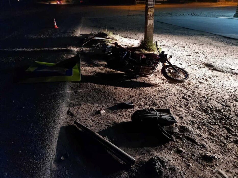 В Нижней Павловке разбился юный мотоциклист
