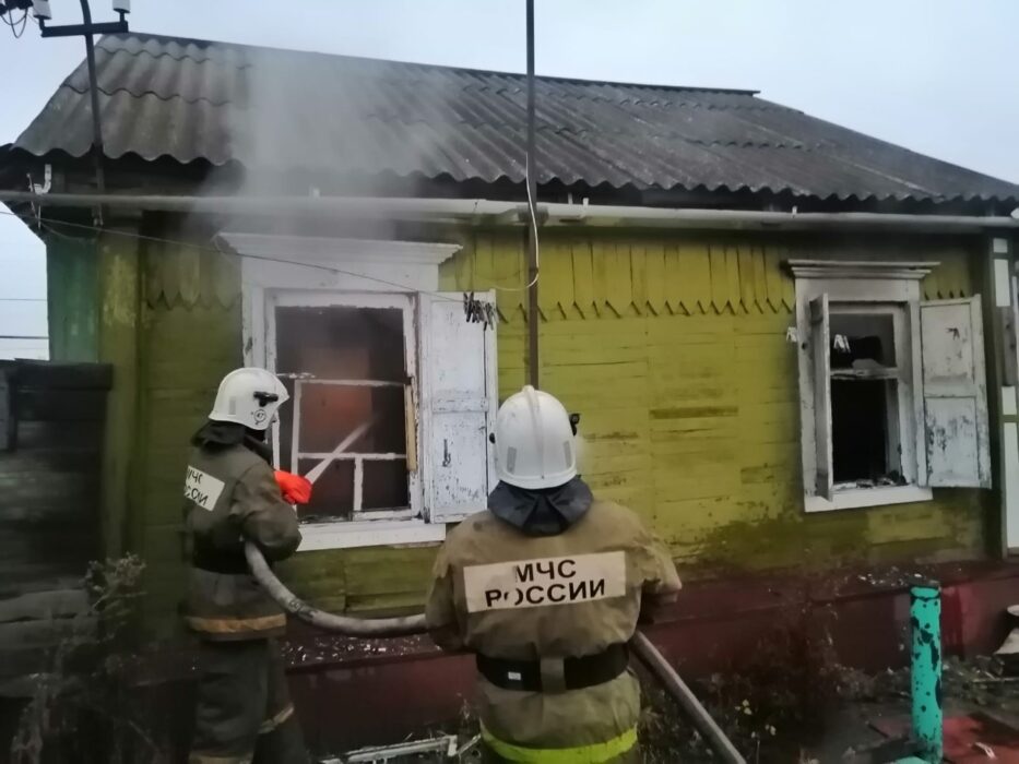 В Абдулино огнеборцы ликвидировали пожар в жилом доме