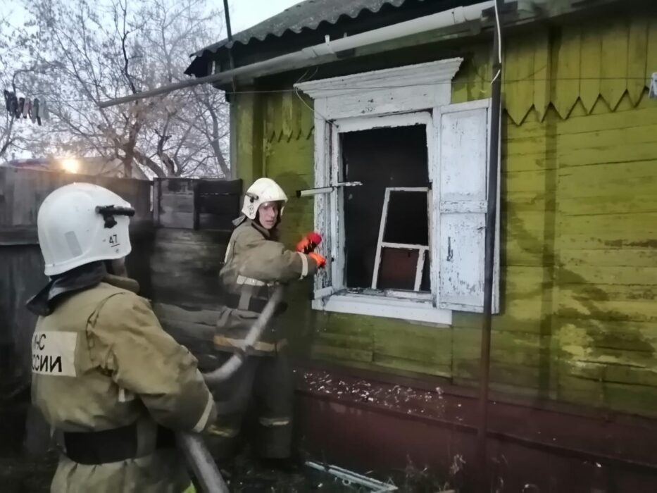 В Абдулино огнеборцы ликвидировали пожар в жилом доме