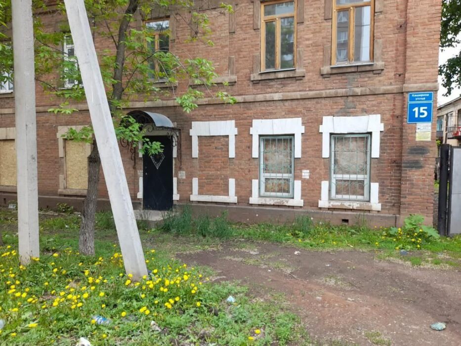 В Оренбурге законсервировали памятник культурного наследия, в котором побывали вандалы