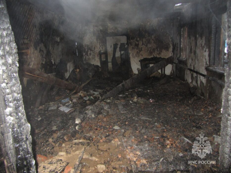 За сутки из-за неосторожного обращения с огнем в Оренбуржье пострадали 2 человека