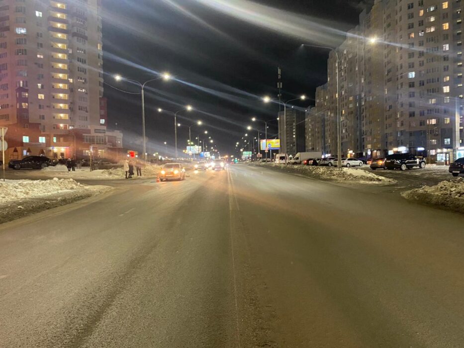 В Оренбурге на улице Салмышской сбили пешехода