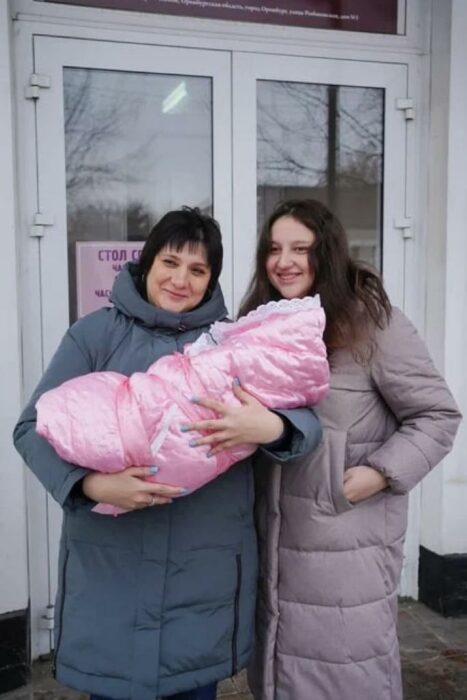 Детский омбудсмен Оренбургской области рассказала о малышке, рожденной после ДТП на трассе