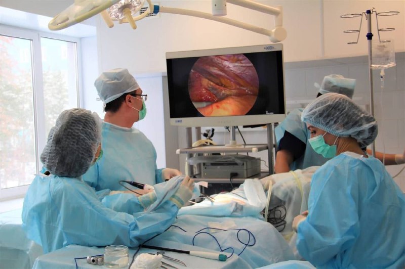 Оренбургские врачи пациенту удалили большую кисту возле сердца