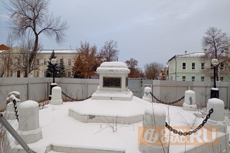 В Орске убрали памятник обветшалому Ленину