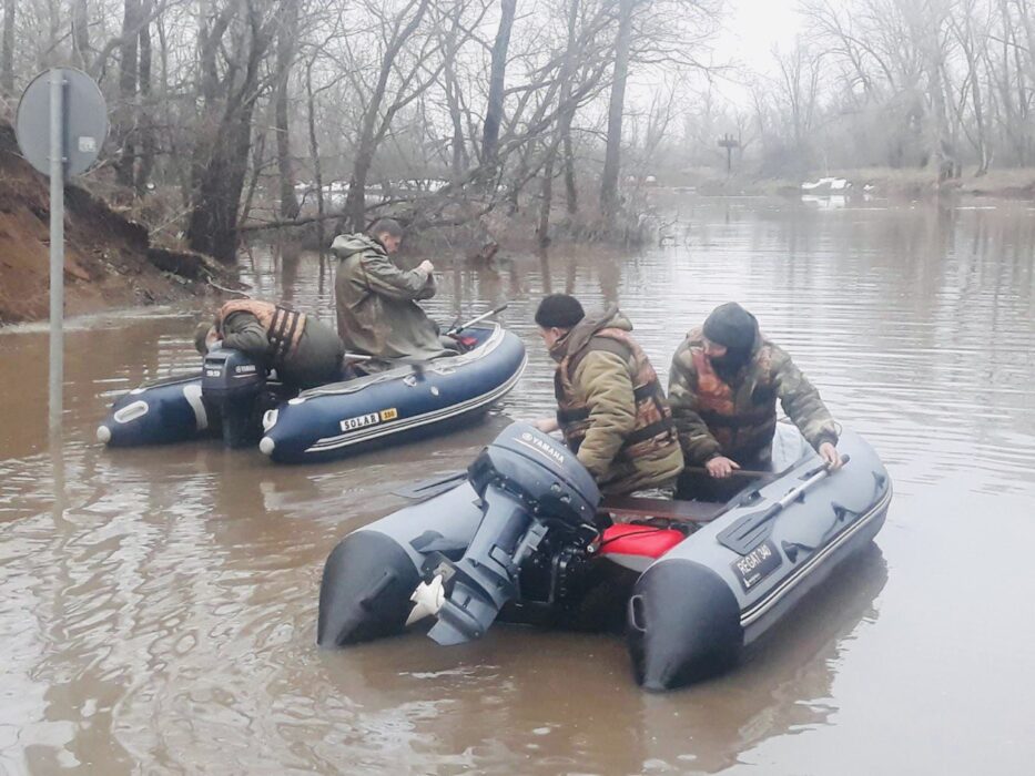 В Бузулукском бору из реки Самара инспекторы извлекли 12 браконьерских сетей