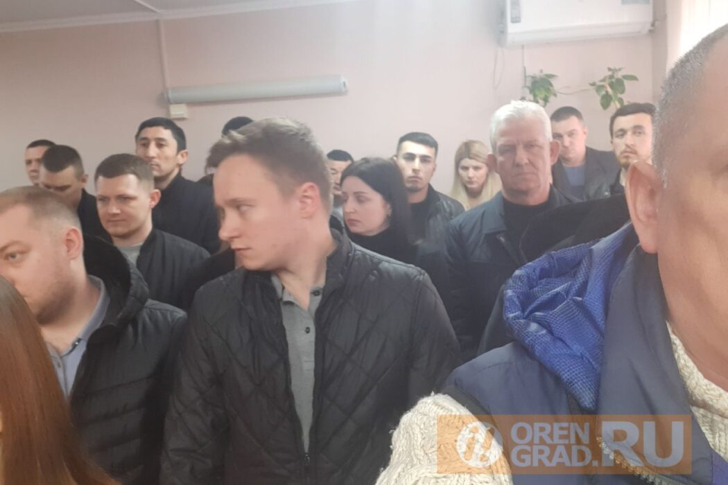 Обвиняемые в пытках оренбургские полицейские выслушали оправдательный приговор