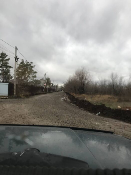 В селе под Оренбургом после жалобы жителей отсыпали дорогу